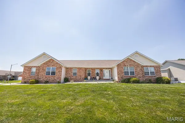 248 Sunnybrooke, Troy, IL 62294