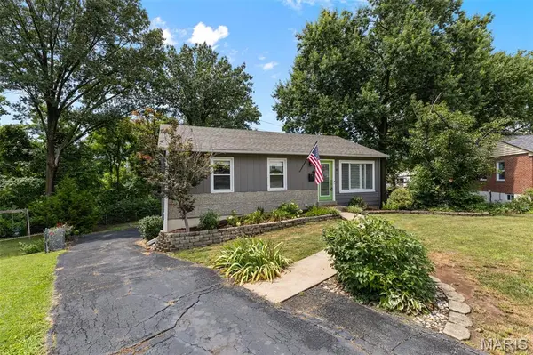 161 Chatwood TER, Crestwood, MO 63126