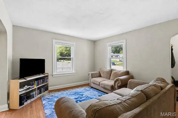 1100 Northdale AVE, St Louis, MO 63138