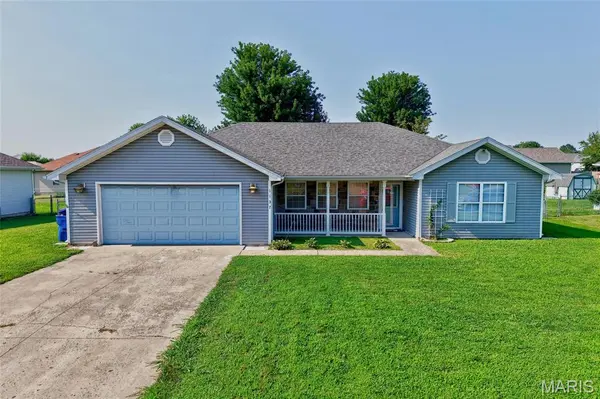 1137 Applelane DR, Lebanon, MO 65536