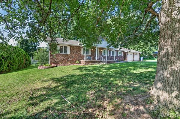 603 Birchbark LN, Lebanon, MO 65536