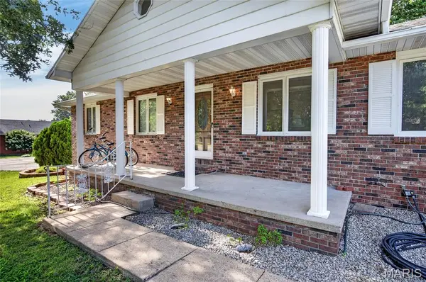 603 Birchbark LN, Lebanon, MO 65536