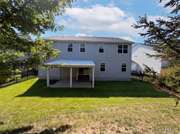 5945 Hawkins Ridge CT, St Louis, MO 63129