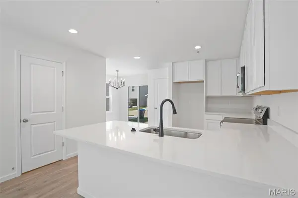 166 Sunset Terrace DR, O'fallon, MO 63385