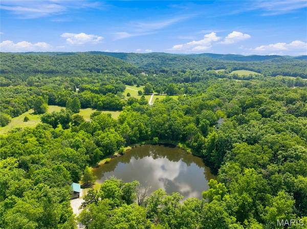 19501 Coventry CIR, Marthasville, MO 63357