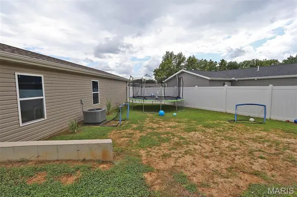 1004 Allenview DR, Jackson, MO 63755