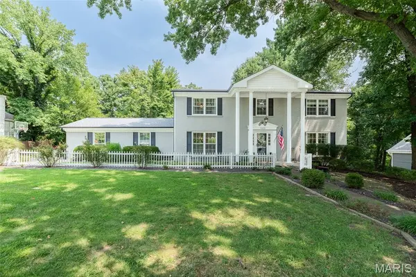 1526 Candish LN, Chesterfield, MO 63017