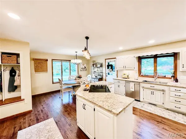 14 Ruth LN, Monroe City, MO 63456