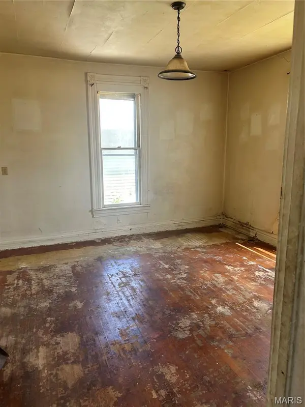 205 N 4th St., Vandalia, IL 62471