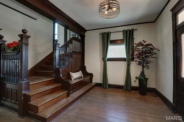 412 North ST, Hannibal, MO 63401