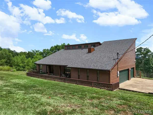 2362 Rock N Horse Farms DR, Festus, MO 63028