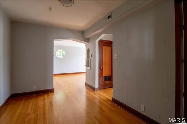 4002 Wilmington AVE #3, St Louis, MO 63116