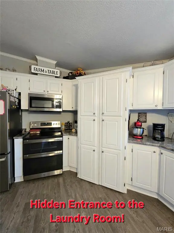 10191 Deslodge PARK, Potosi, MO 63664