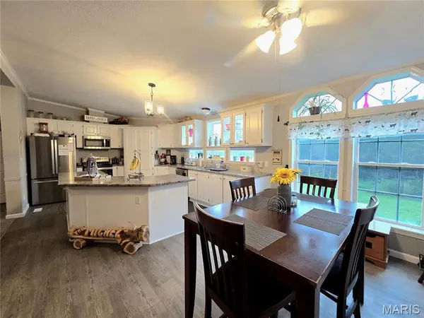 10191 Deslodge PARK, Potosi, MO 63664