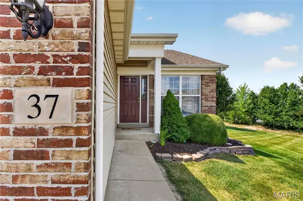 37 Sommer Circle DR, O'fallon, MO 63368