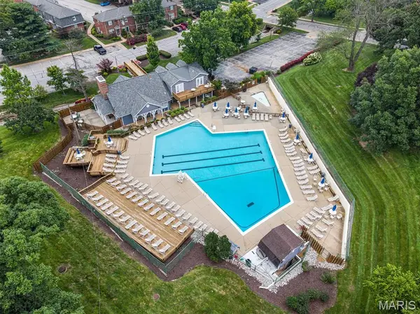 8912 N Swan CIR, Brentwood, MO 63144