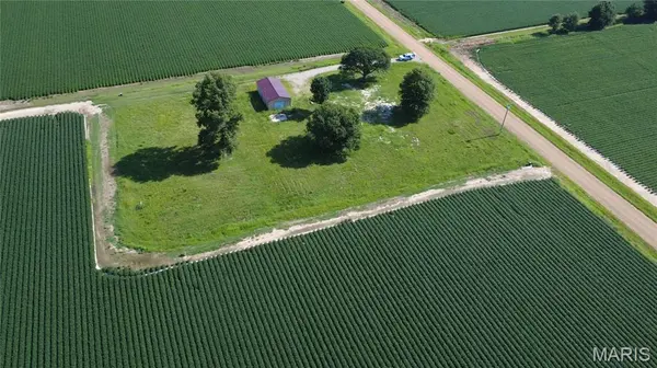 3517 County Road 675, Bernie, MO 63822