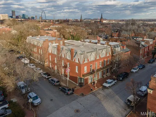 1019 Allen AVE, St Louis, MO 63104