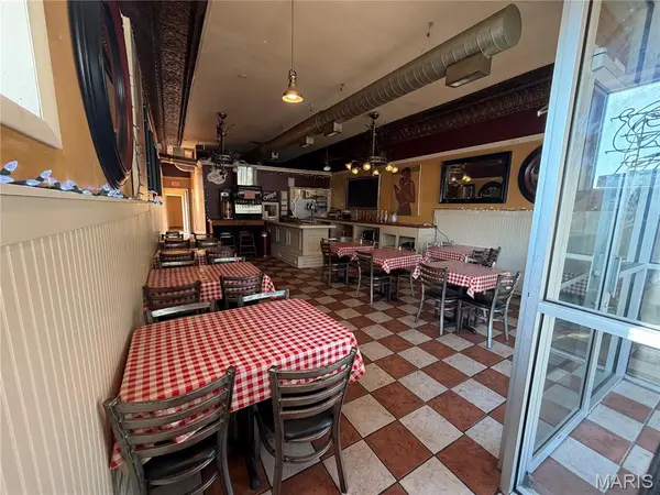 401 Broadway, Hannibal, MO 63401