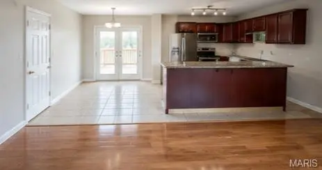 103 Castlewood DR, Troy, MO 63379