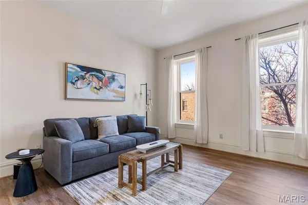 922 Allen AVE, St Louis, MO 63104