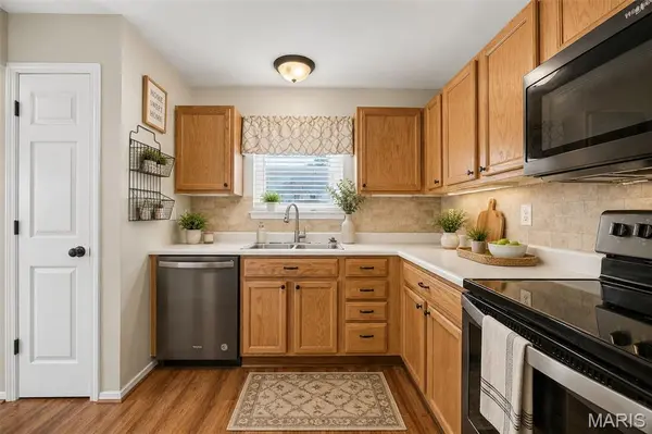 260 Tyndale DR, O'fallon, MO 63366