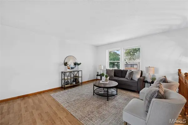 2311 Country Village CT, Maryland Heights, MO 63043