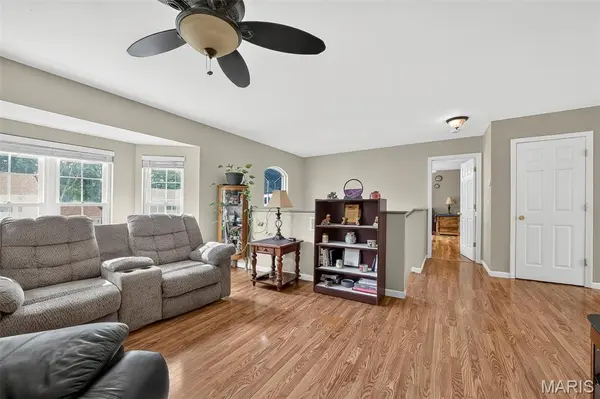 1040 Wrigley CIR, Warrenton, MO 63383