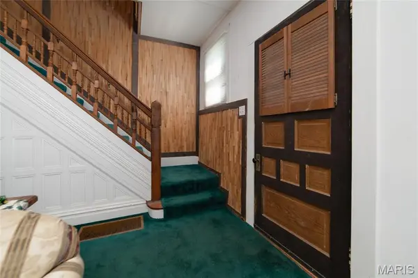 109 N Old Orchard AVE, Webster Groves, MO 63119