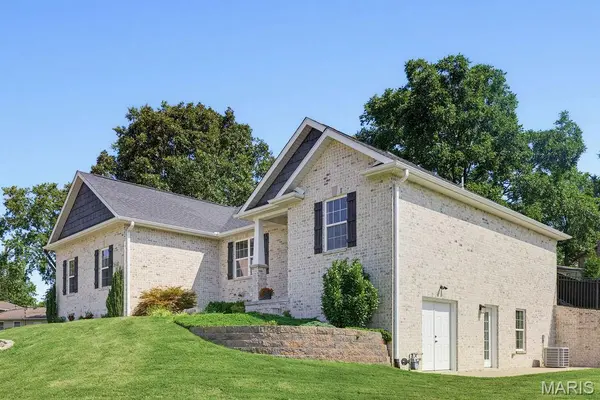 2642 Liberty CT, Cape Girardeau, MO 63701