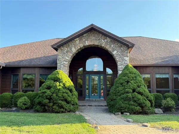 58079 Dow Trail, Hannibal, MO 63401