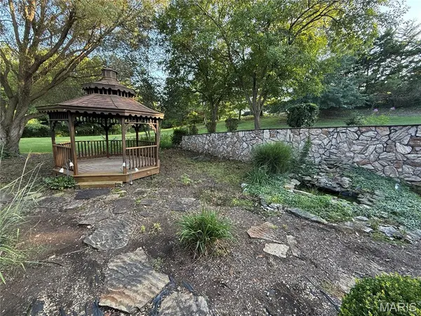 58079 Dow Trail, Hannibal, MO 63401