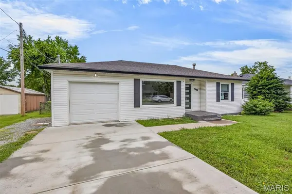 1206 N Washington ST, Farmington, MO 63640