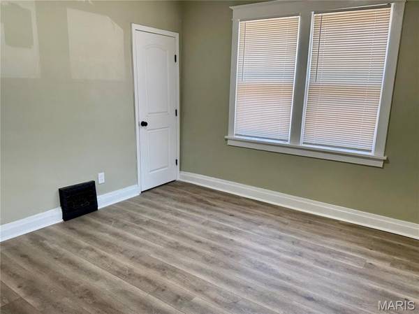 6425 Perry AVE, Pine Lawn, MO 63121