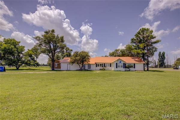 34963 State Highway 25, Clarkton, MO 63837