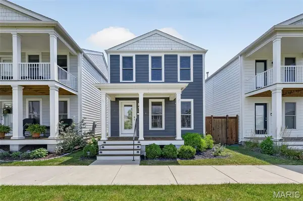 108 Tiber WAY, St Charles, MO 63301