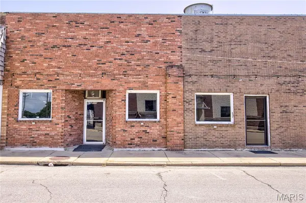 110 E Main AVE, Bernie, MO 63822
