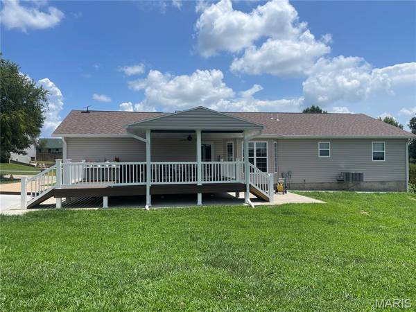 17 Westwood DR, Salem, MO 65560
