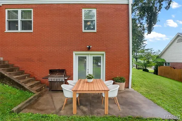 1930 Oak Hills ST, Cape Girardeau, MO 63701