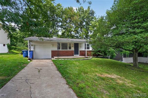 8441 Brotherton LN, St Louis, MO 63135