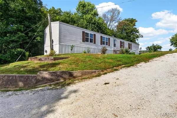 1203 Highway J, Troy, MO 63379