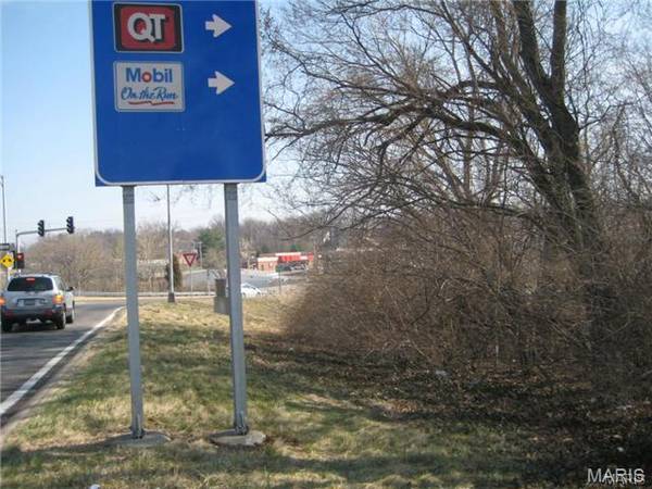 10066 Big Bend RD, Crestwood, MO 63122