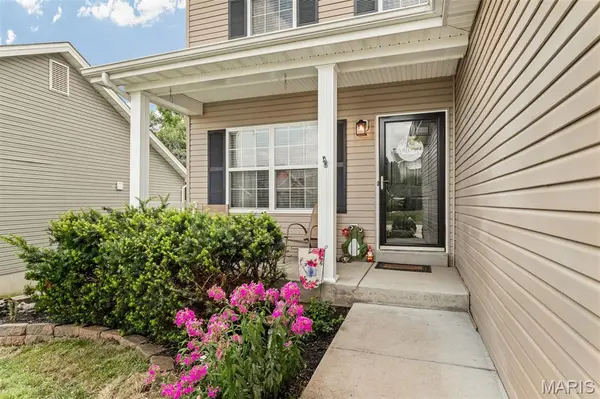 210 Flint Brook DR, O'fallon, MO 63366