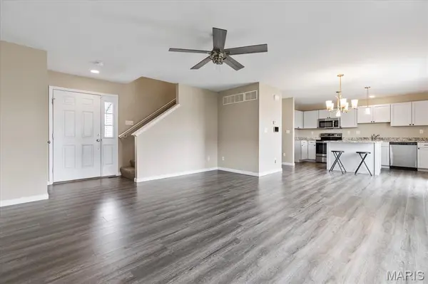 463 Birchwood DR, Moscow Mills, MO 63362