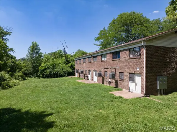 2600 Tyrell DR, Jennings, MO 63136