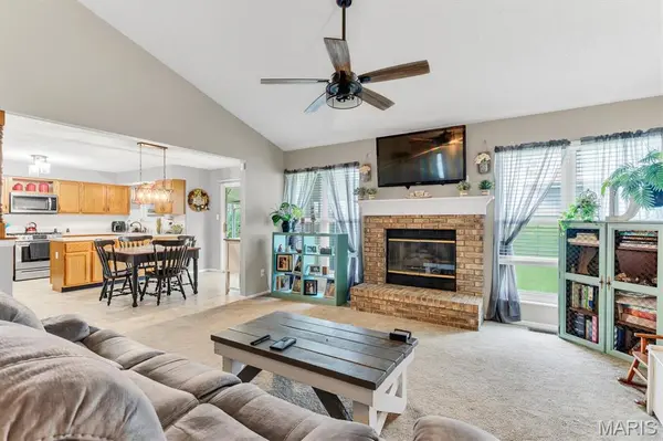 3005 Cedarshade CT, St Peters, MO 63376