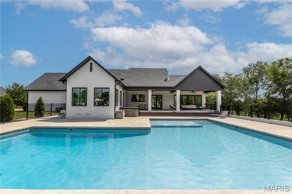 2007 Providence DR, Jackson, MO 63755