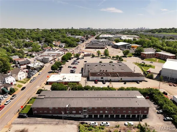 7128 Manchester AVE #36, St Louis, MO 63143