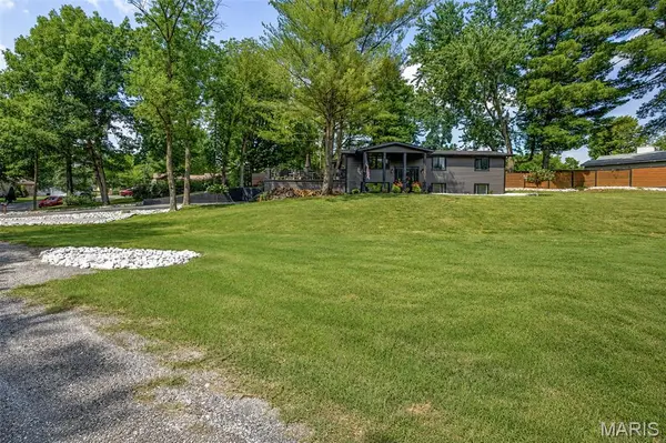 1101 Walnut ST, Jerseyville, IL 62052
