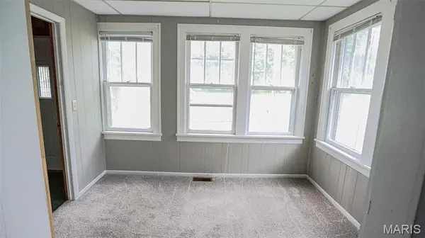 302 N Walnut ST, Rolla, MO 65401